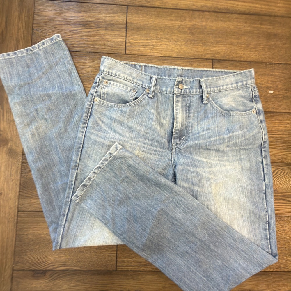 Levis 511 Slim Fit Jeans Mens 33x32 Light Wash Blue Denim Pants made 03/12